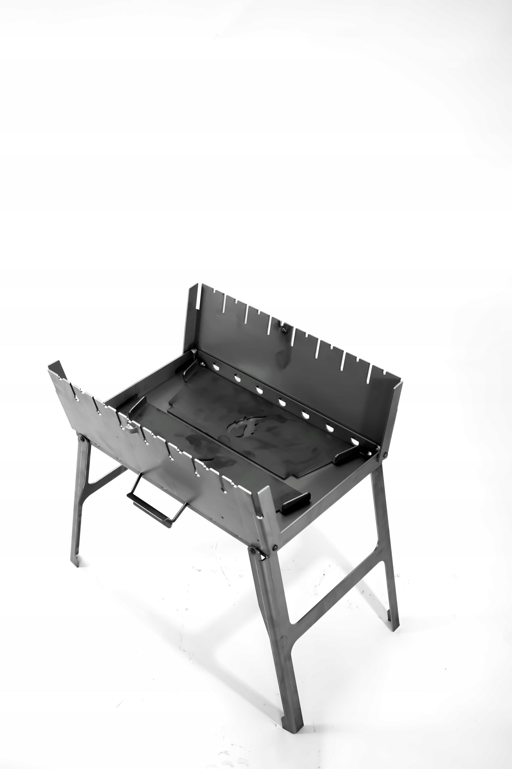 Mangal Grill Suitcase For 8 Skewers Folding Metal 3 mm Practical Grill height 53 cm
