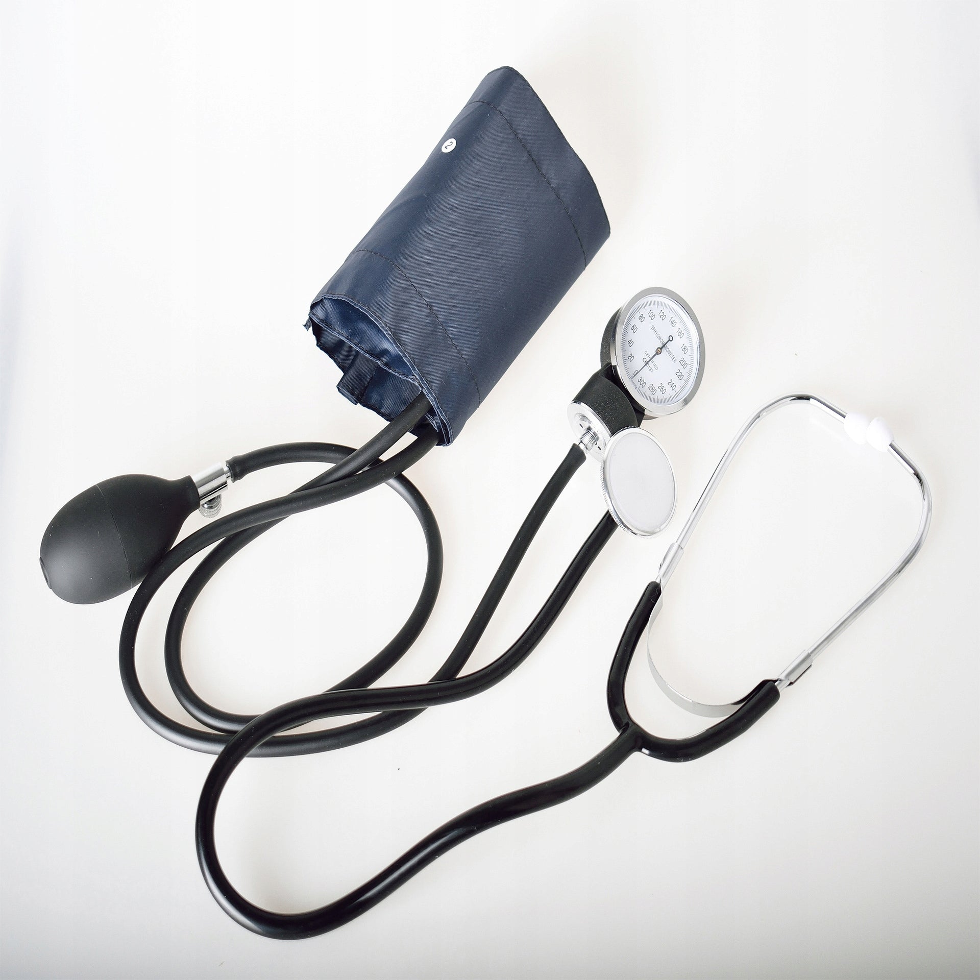 Manual Blood Pressure Monitor With Stethoscope Easy To Read For People With Vision Defect Medical device no