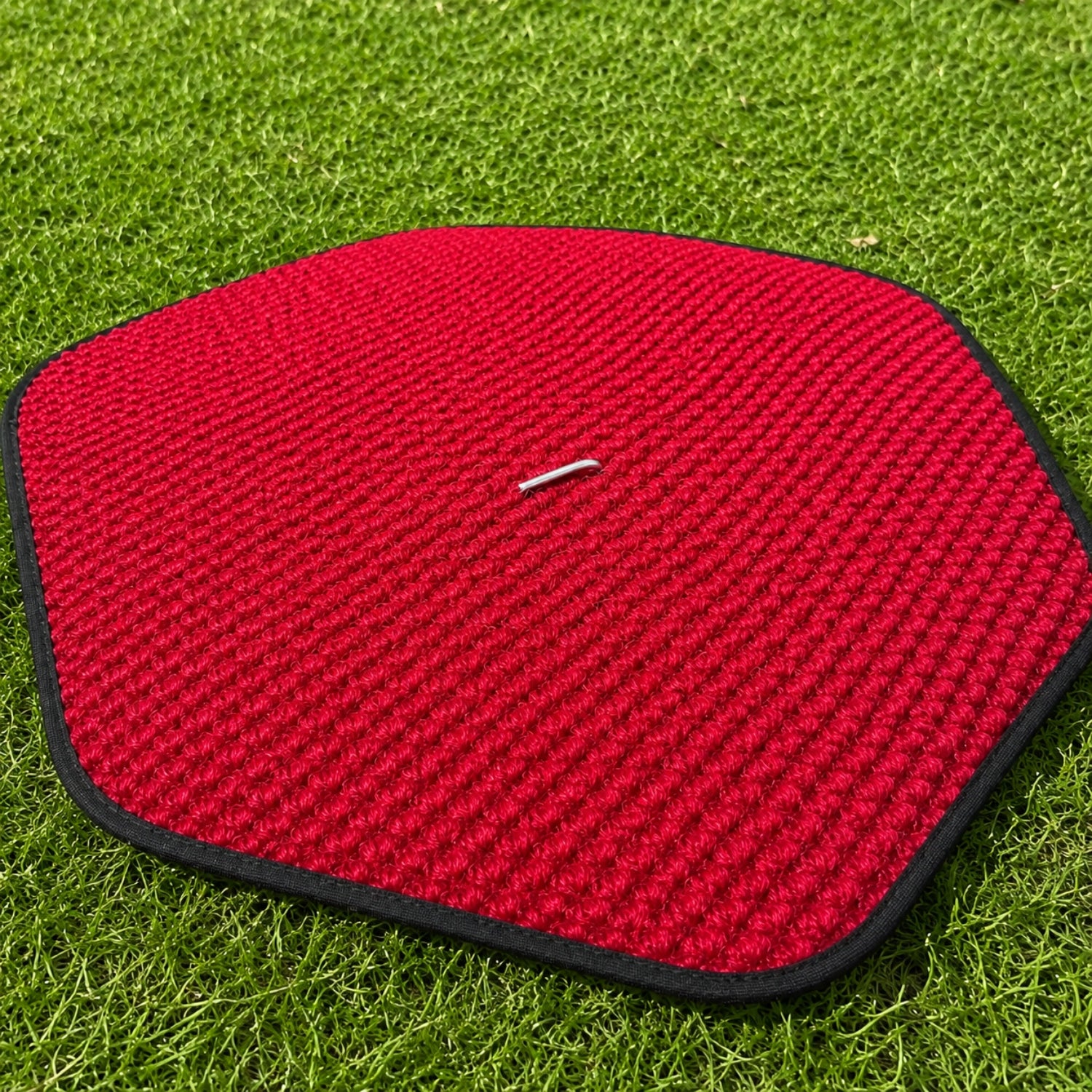Mat landing pad for drone 58x58 red waterproof premium with herring Manufacturer code Lądowisko do Drona czerwone 58 x 58