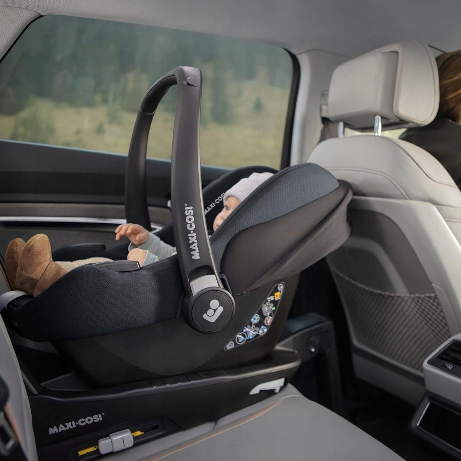 Maxi-Cosi Car Seat CabrioFix i-Size 0-12kg Essential Black Brand Maxi Cosi