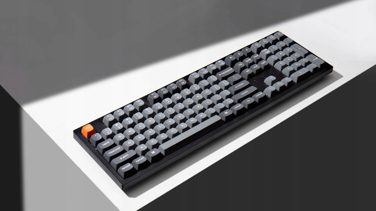 Mechanická klávesnice Keychron K10 Max, hnědé spínače Keyboard layout US international (qwerty)