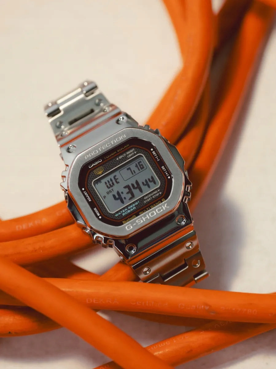 Men's watch CASIO G-SHOCK GMW-B5000D -1CER Full Metal Premium 3 years g Manufacturer code GMW-B5000D -1CER