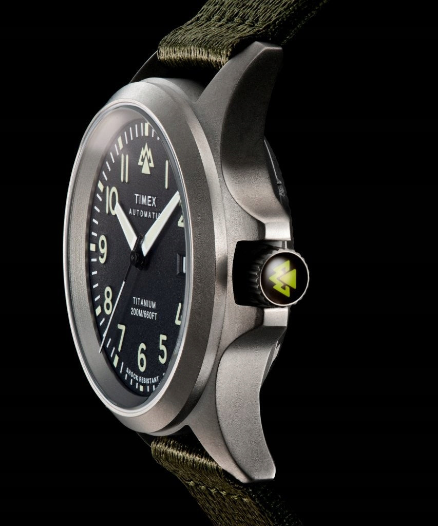 Men's watch Timex North Vending machine, Sapphire glass, Titanium, WR200 + 2 stripes EAN (GTIN) 0194366497687