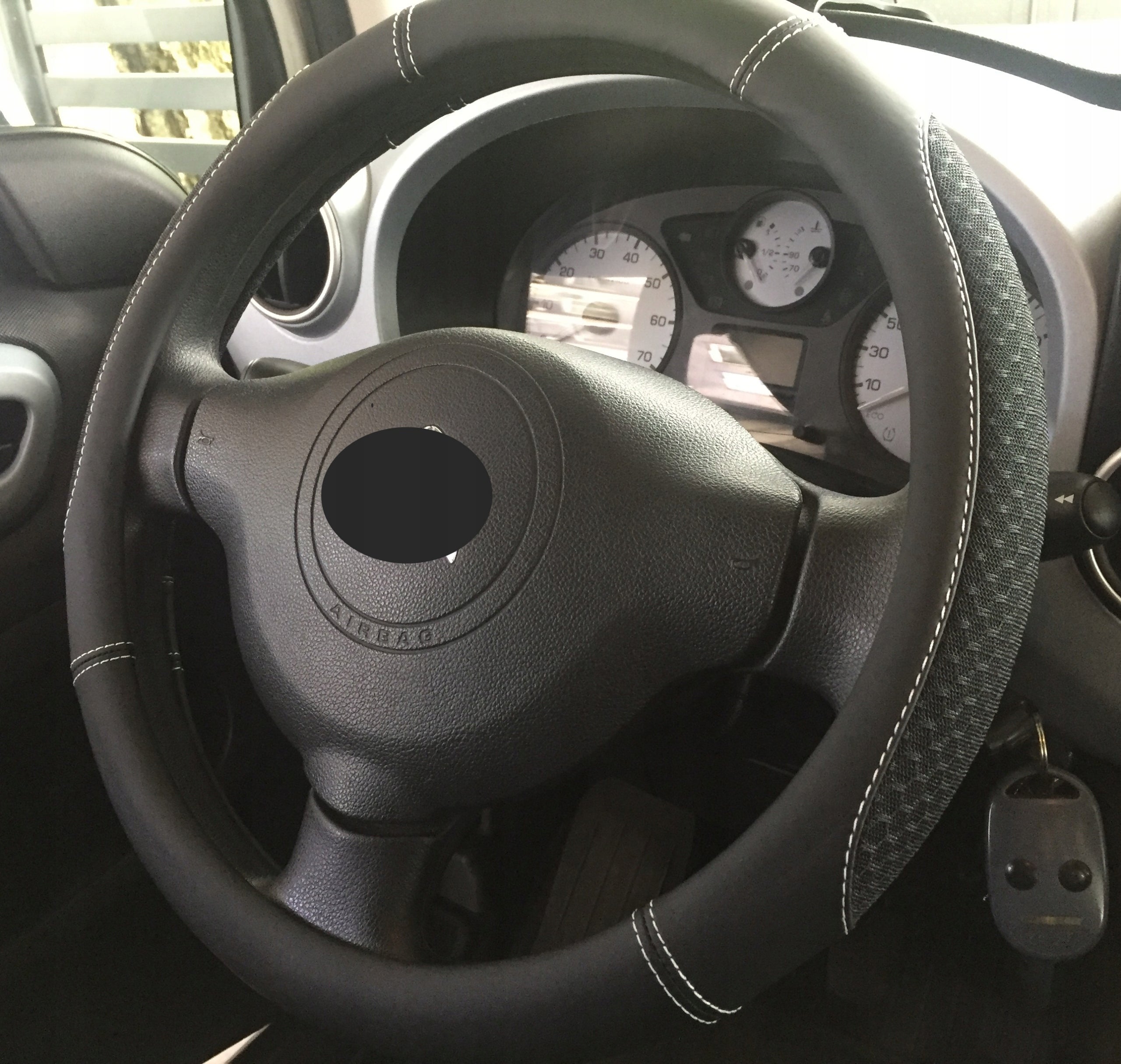 Mercedes class A B C cover steering wheel cover leather material Manufacturer no brand