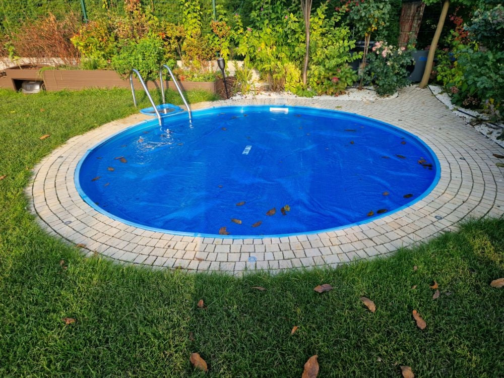 Metal pool 4x1,5 m professional installation of high quality accessories. Brand ELESTON