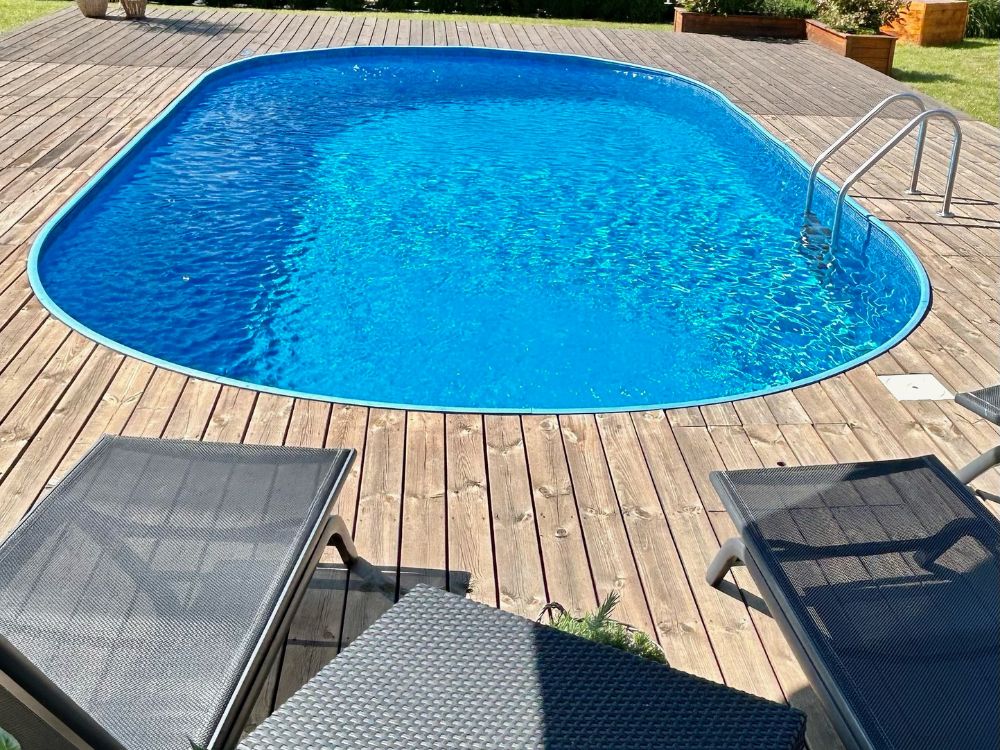 Metal pool 9x5x1,5 m professional installation, high quality accessories. Brand ELESTON