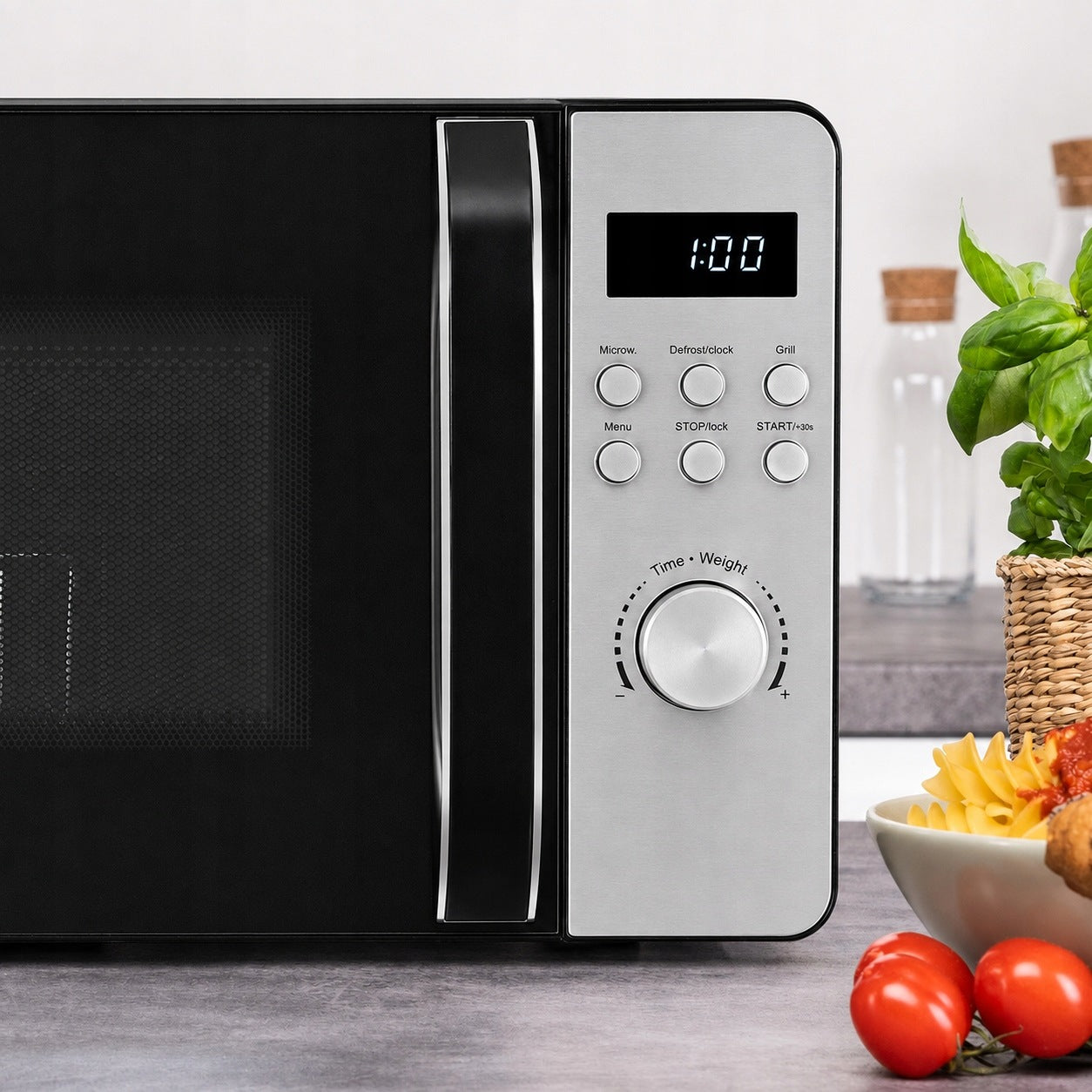 Microwave Oven First Austria 20L 700W Defrost Function, Grill Brand First Austria