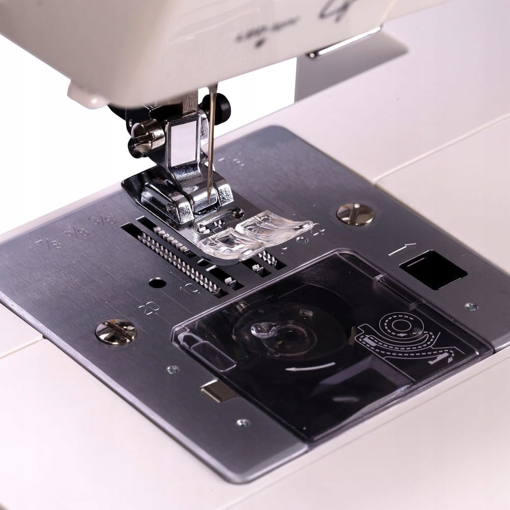 Minerva MC210 Pro Home Sewing Machine Hook rotating