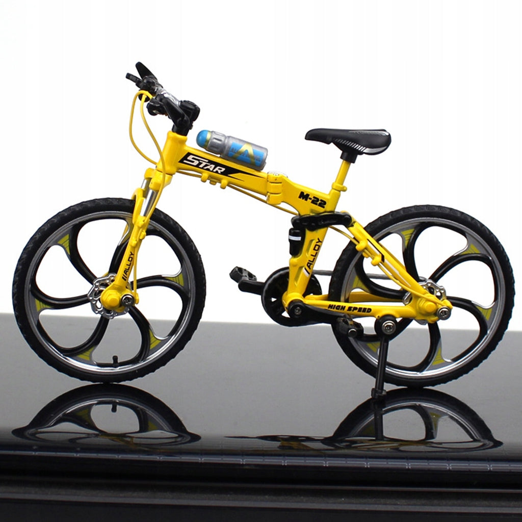 Miniature Model for Decoration, Alloy Diecast Craft Toy for Kids , Yellow Packaging status original
