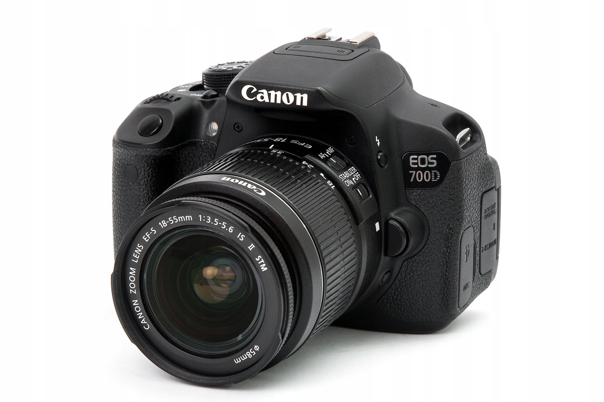 Mirror Canon EOS 700D body + lens