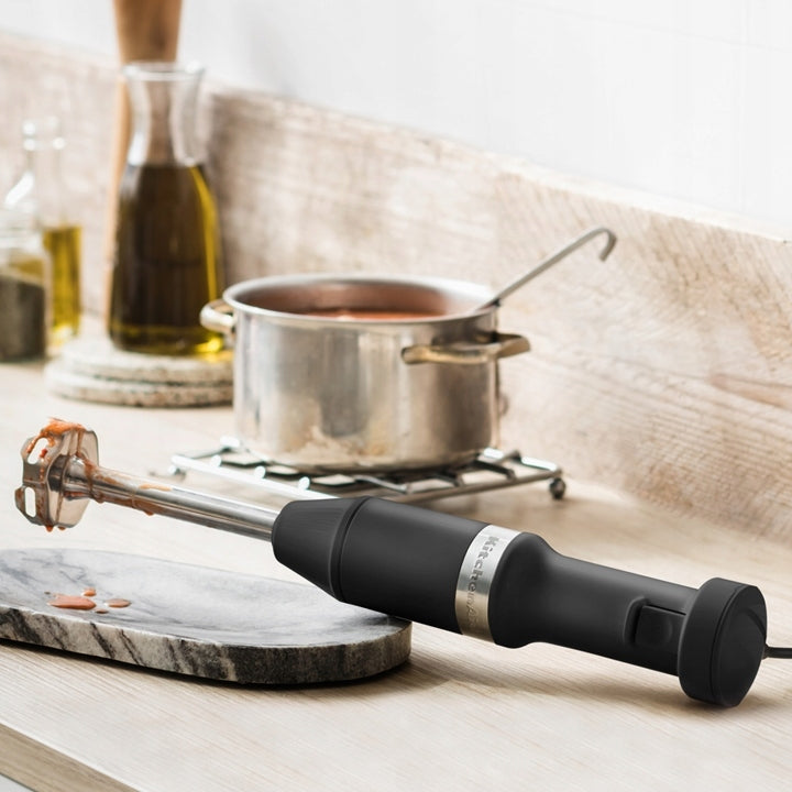 Mixér KitchenAid s příslušenstvím, matná černá Model 5KHBV83