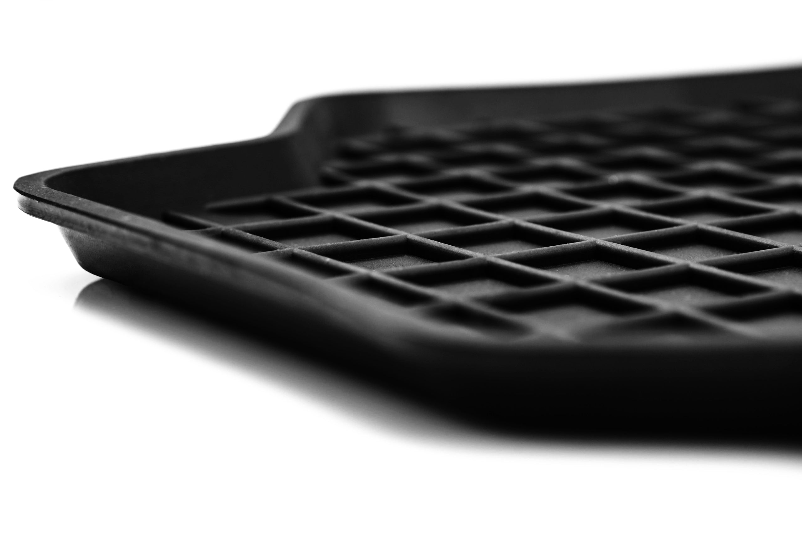 Motohobby CAR MATS RUBBER TROUGH FRONT HIGH RIM +STOPPERS EAN (GTIN) 5908454512047