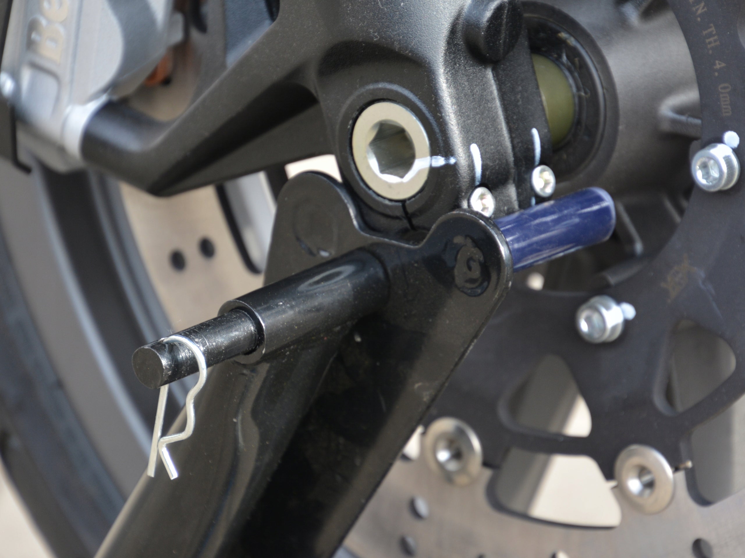 Motorcycle Lift Stand Under Front Control Arm OXFORD Black Front Paddock Manufacturer Oxford