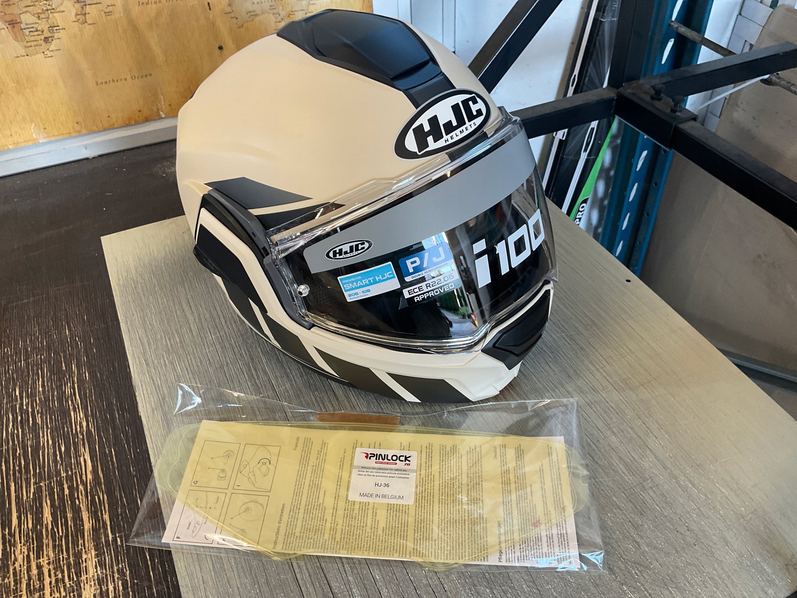 Motorcycle helmet HJC I100 BEIS BEIGE XS + PINLOCK HJ-36 EAN (GTIN) 8804269380444