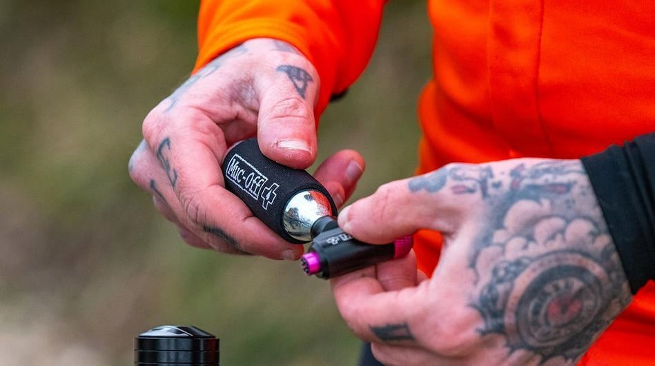 Muc-Off Co2 MTB Inflator Kit Schwarz 