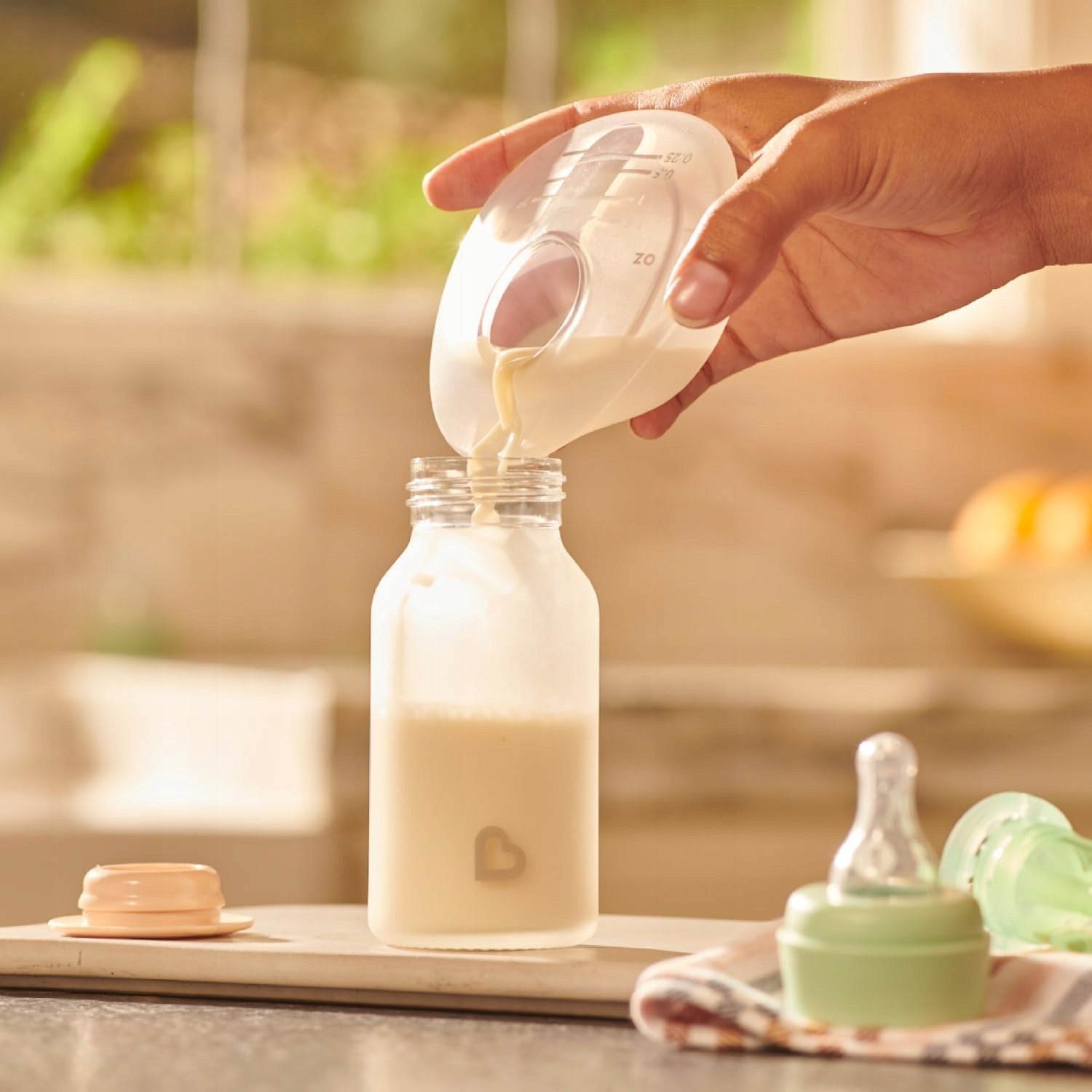 Munchkin Silicone Ergonomic Design for Mothers Brand Munchkin