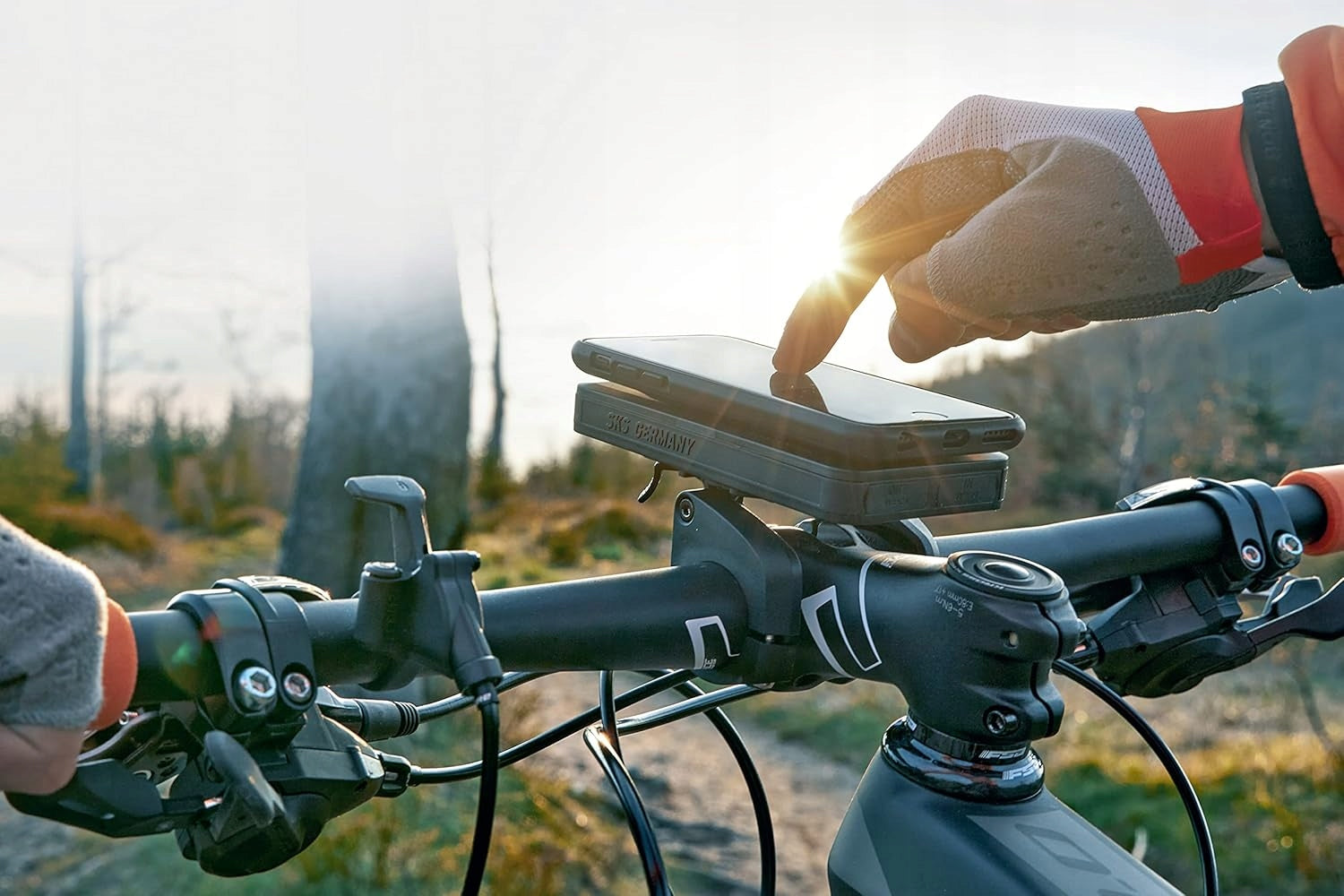 N732 Bike holder SKS Compit+ purpose: phone with powerbank Manufacturer code 11945