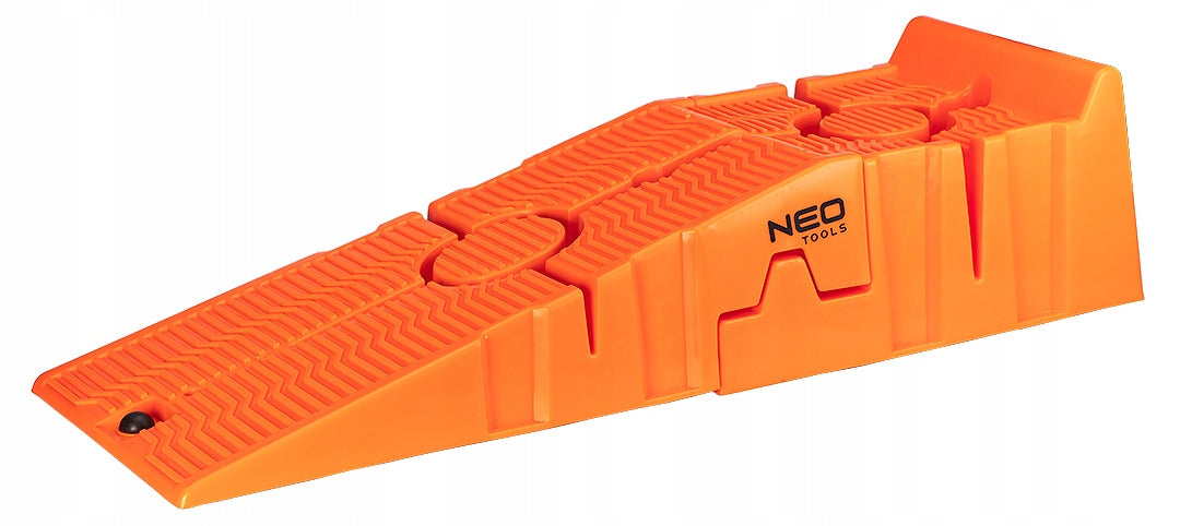 NEO Inrun Driveway Car Ramps Platform 2pcs Composite 3000kg Manufacturer code Najazdy samochodowe 2szt