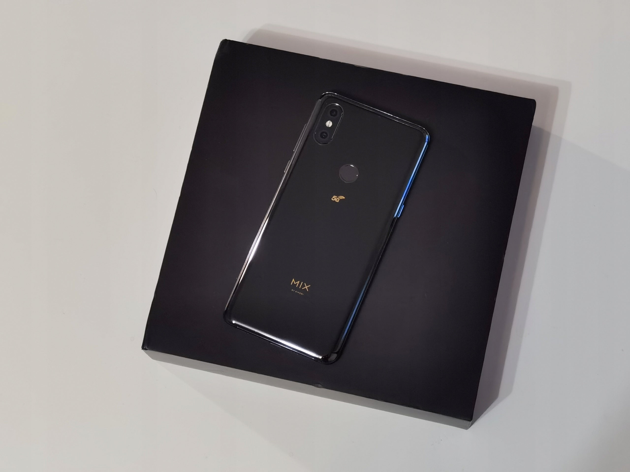 NEW XIAOMI MI MIX 3 5G! 6 GB / 128 GB BLACK / SET - A REAL UNIQUE! Packaging status original