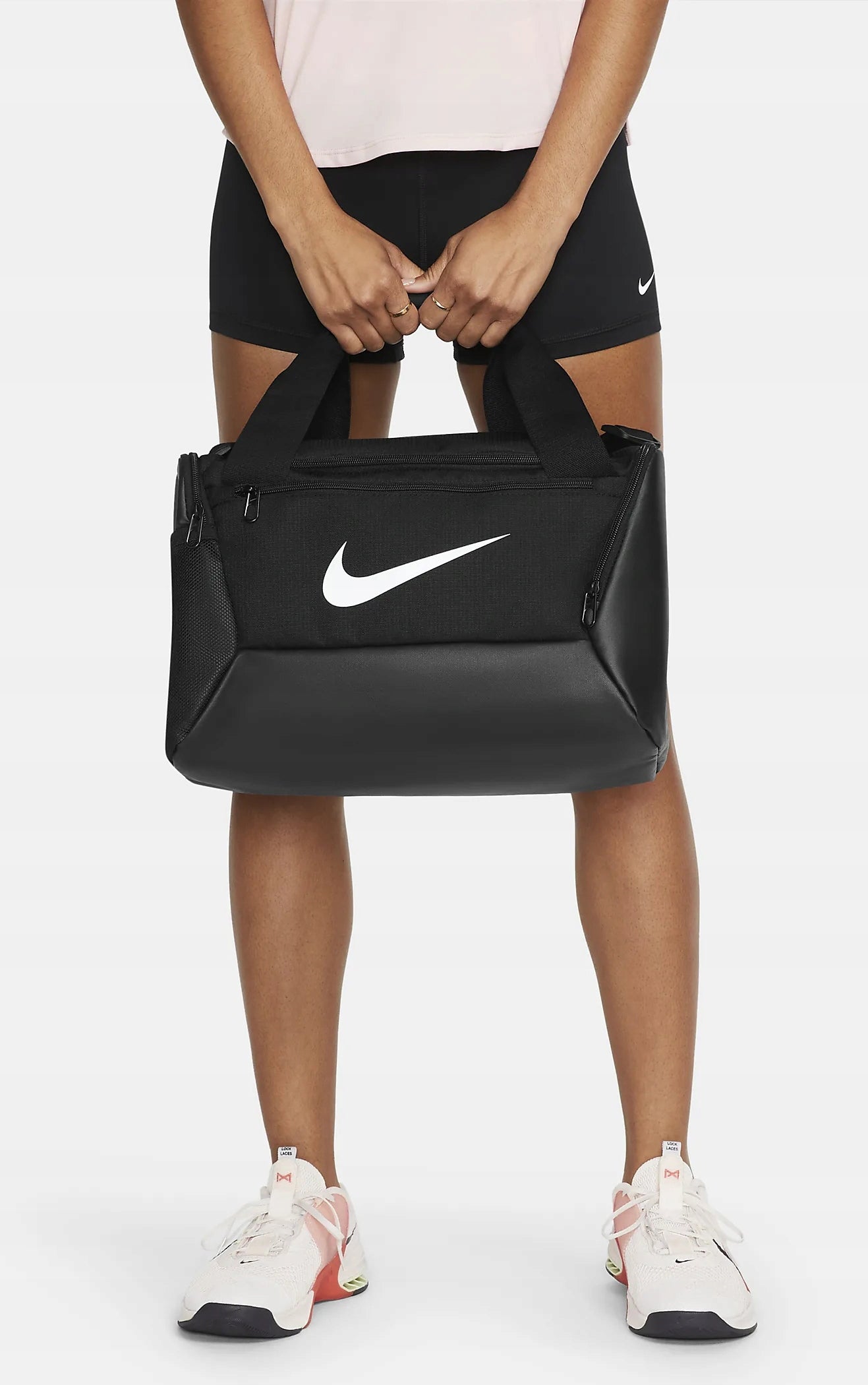 NIKE SMALL SPORTS SHOULDER BAG GYM FITNESS WOMEN'S 25l XS Color black