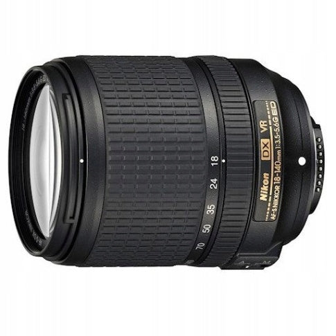 NIKON D7500 + NIKKOR 18-140 VR + SD 64 GB Manufacturer code VBA510K002