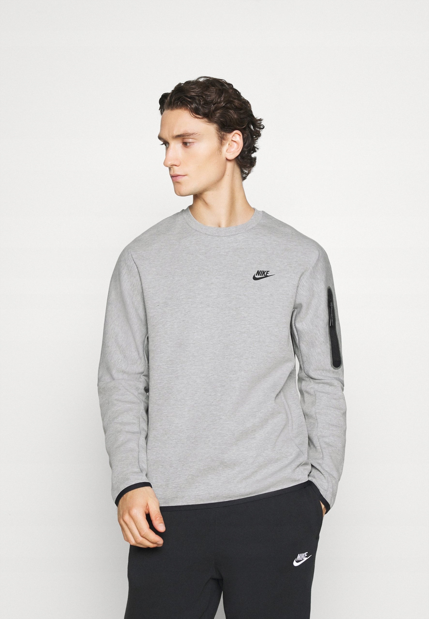 Pullover für Herren Nike NSW Tech Fleece Crew M CU4505-063, grau 