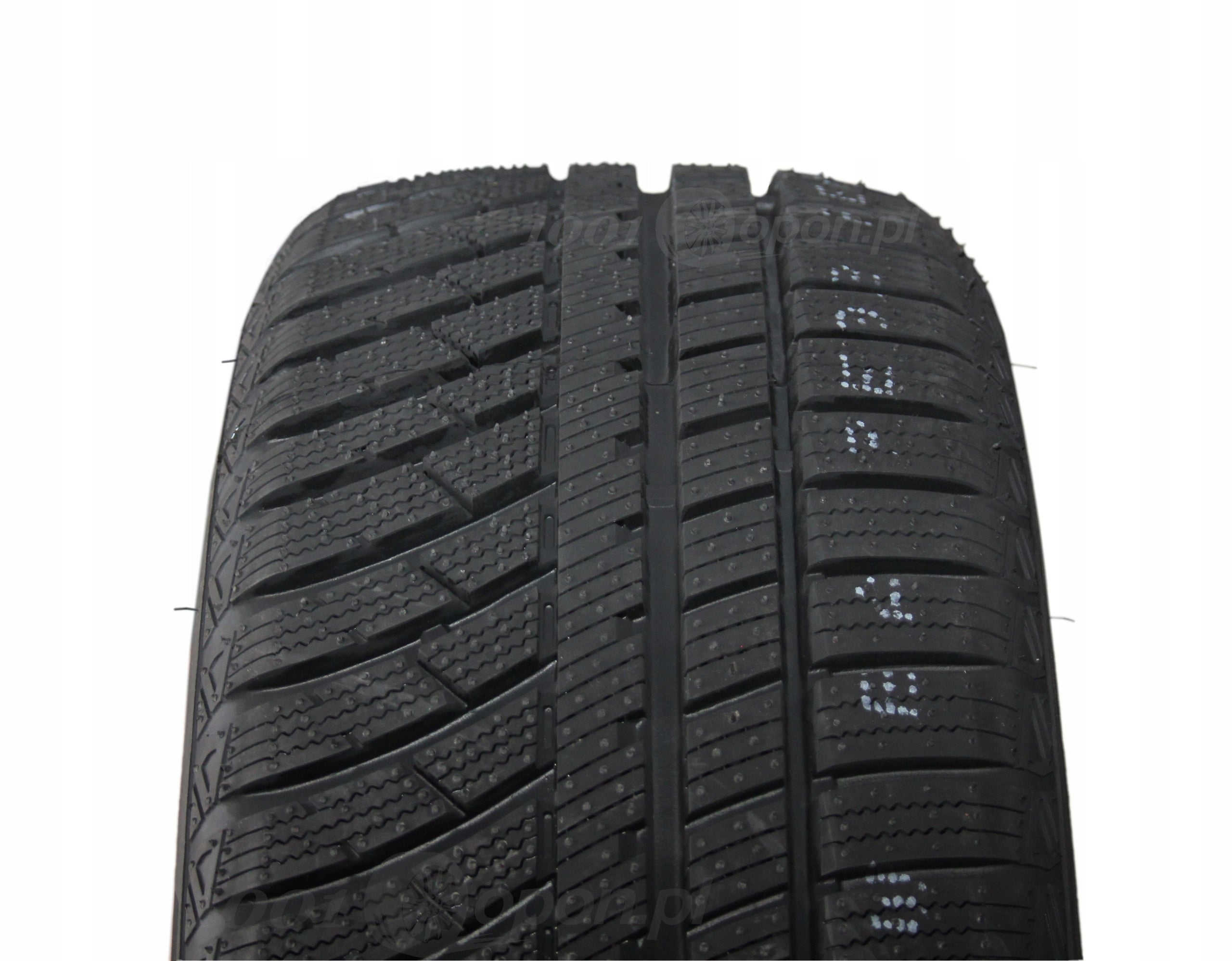 New multi-season tyres RoadX RXMOTION 4S 205/55R16 94V XL RANT