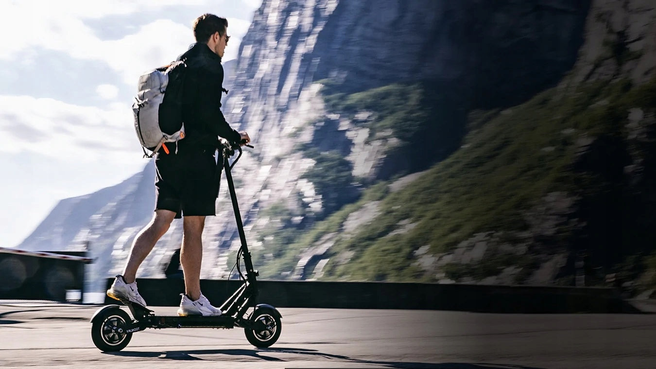 OFF-ROAD ELECTRIC SCOOTER FOR ADULTS 2x1000W 18Ah52V TECHLIFE X8 V3 Manufacturer code Techlife X8