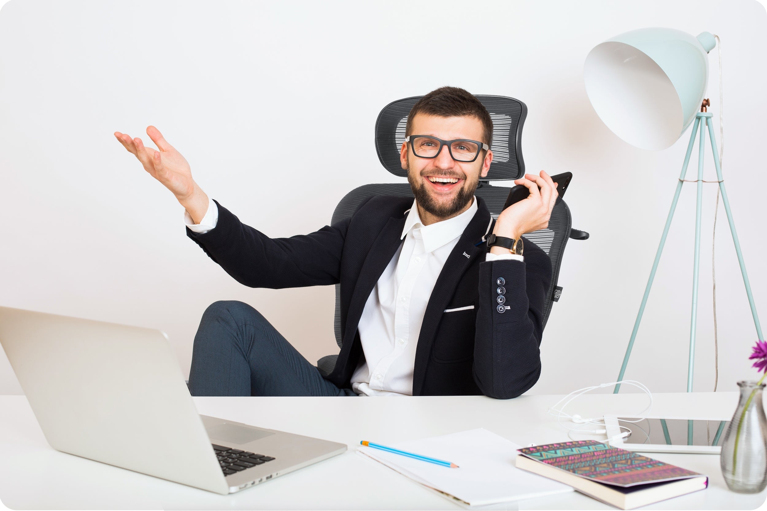 OFFICE CHAIR PREMIUM SWIVEL OFFICE CHAIR Manufacturer code 240300