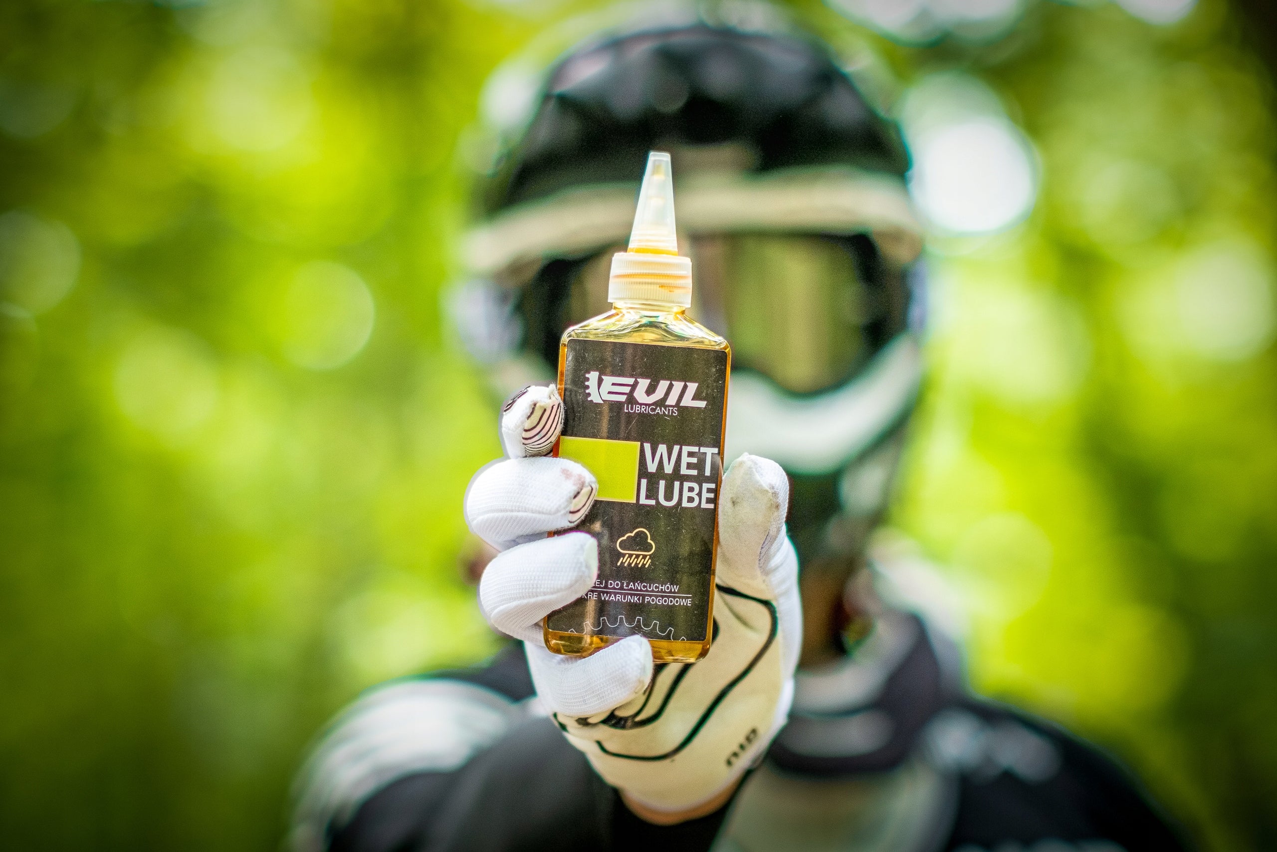 OIL LUBRICANT FOR CHAIN WET LUBE EVIL LUBRICANTS 100ml FOR WET CONDITIONS For for chain
