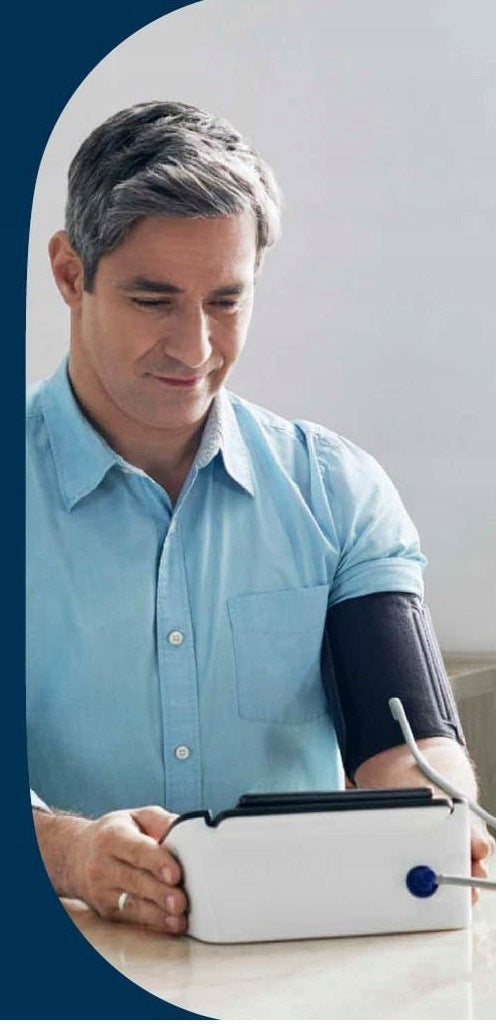 OMRON COMPLETE HEM-7530T ELECTRONIC SHOULDER BLOOD PRESSURE MONITOR WITH EKG Brand Omron