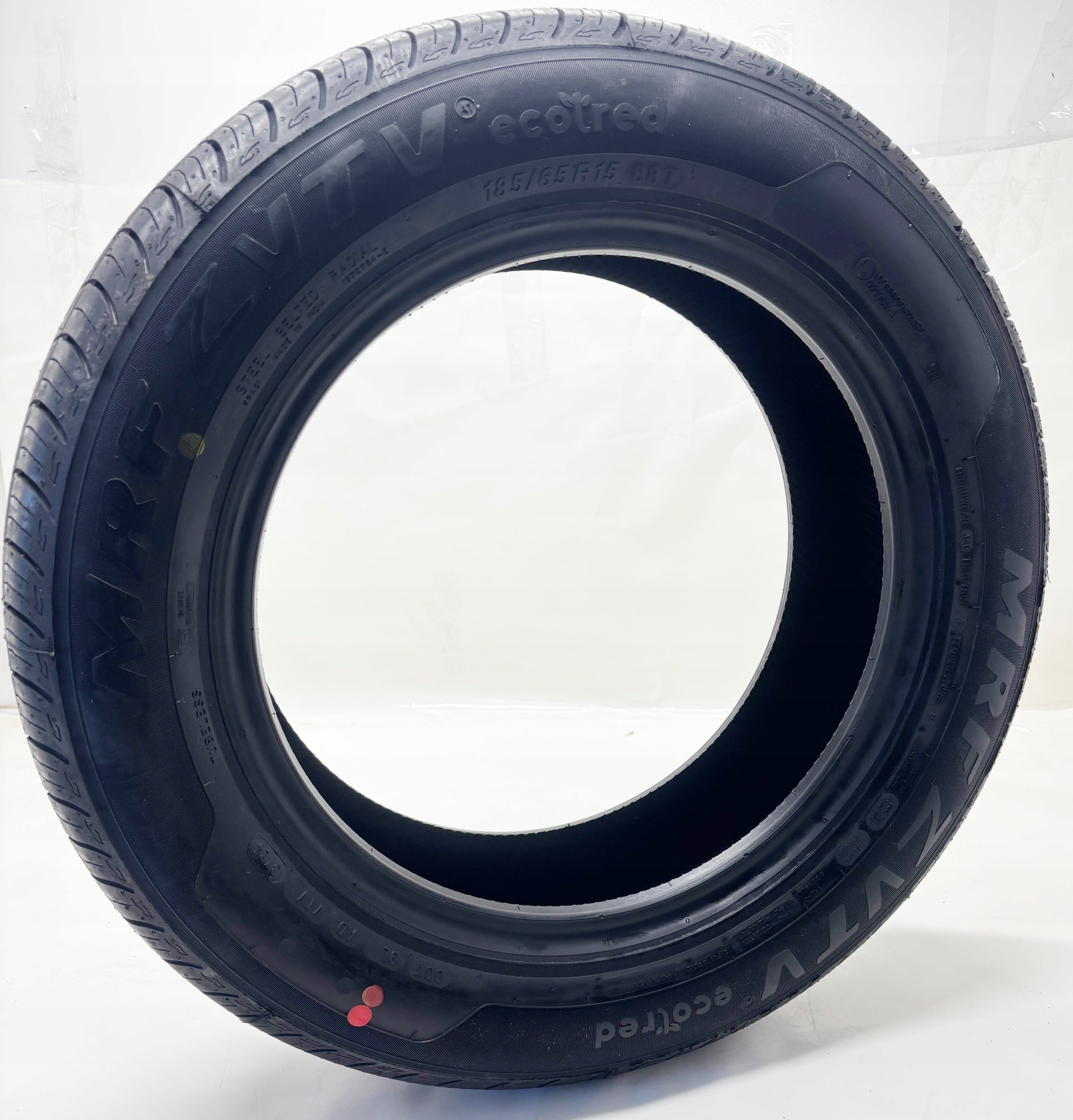 ORIGINAL MRF ZVTV ECOTRED Tire 185/65/R15 88T Number of tires offered 1 pc.