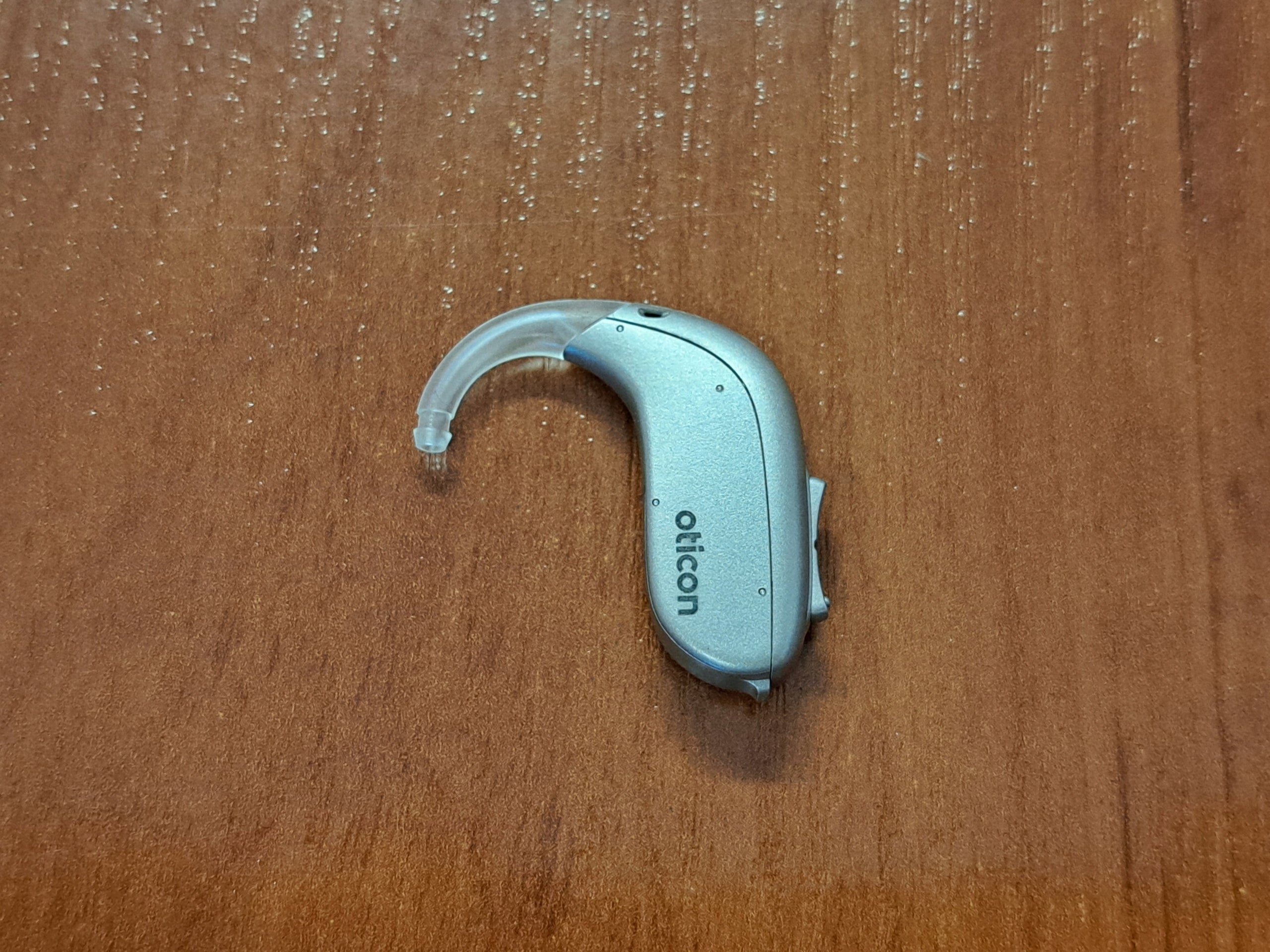 OTICON behind-the-ear hearing aid Packaging status original