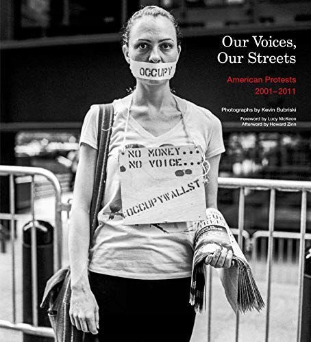 Unsere Stimmen, unsere Straßen: Amerikanische Proteste 2001-2011 