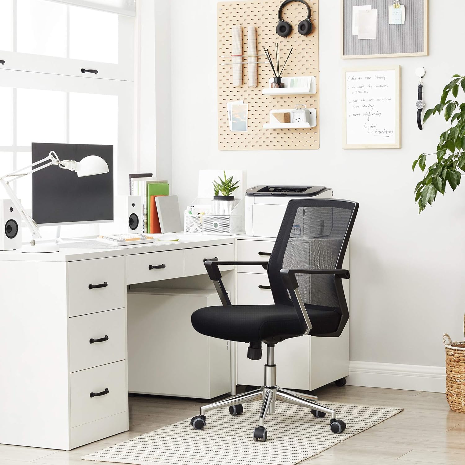 Office Chair with Mesh Backrest Chef's Chair Swivel Height Adjustment Manufacturer code OBN83B