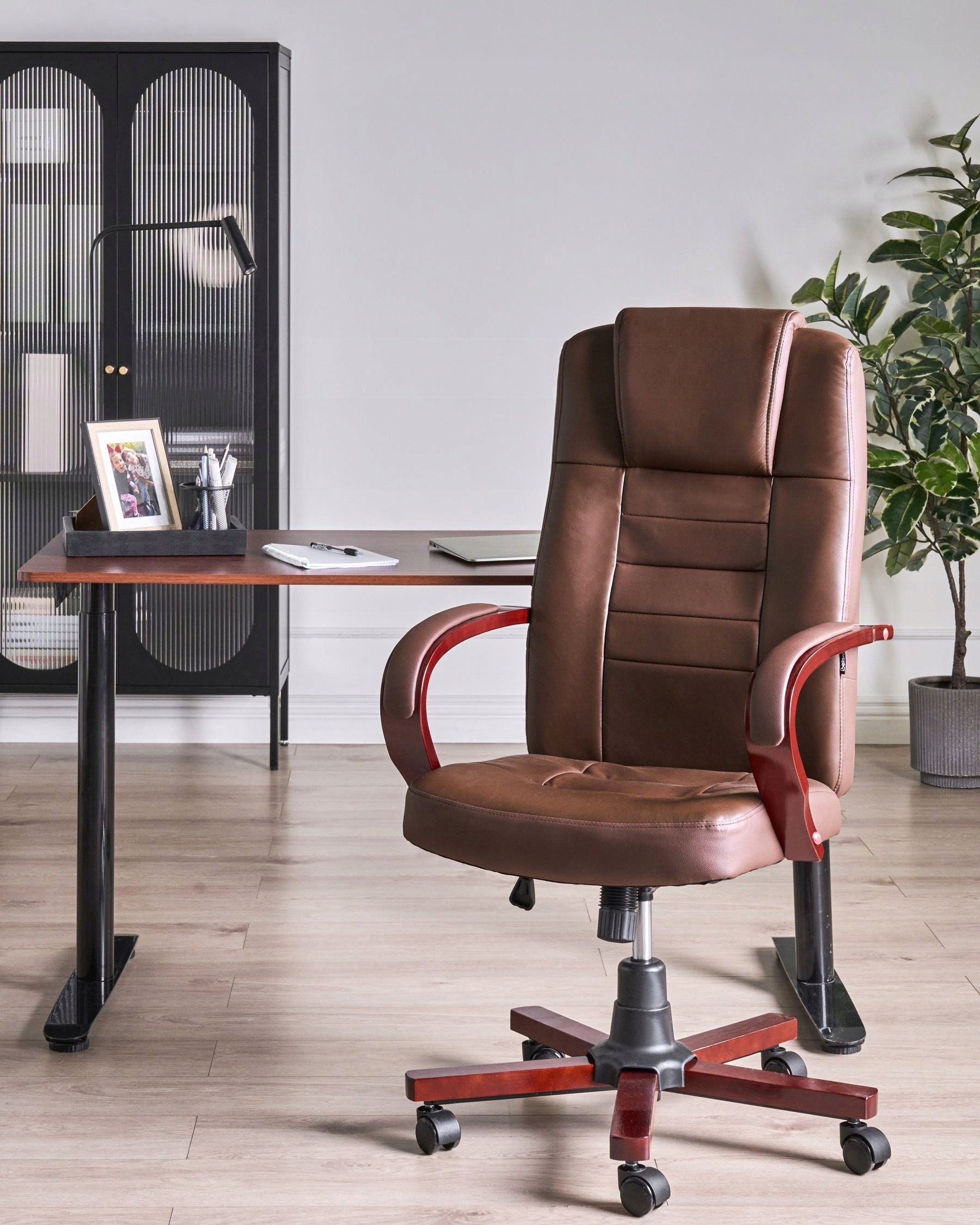 Office chair leather massage dark brown Packaging status original