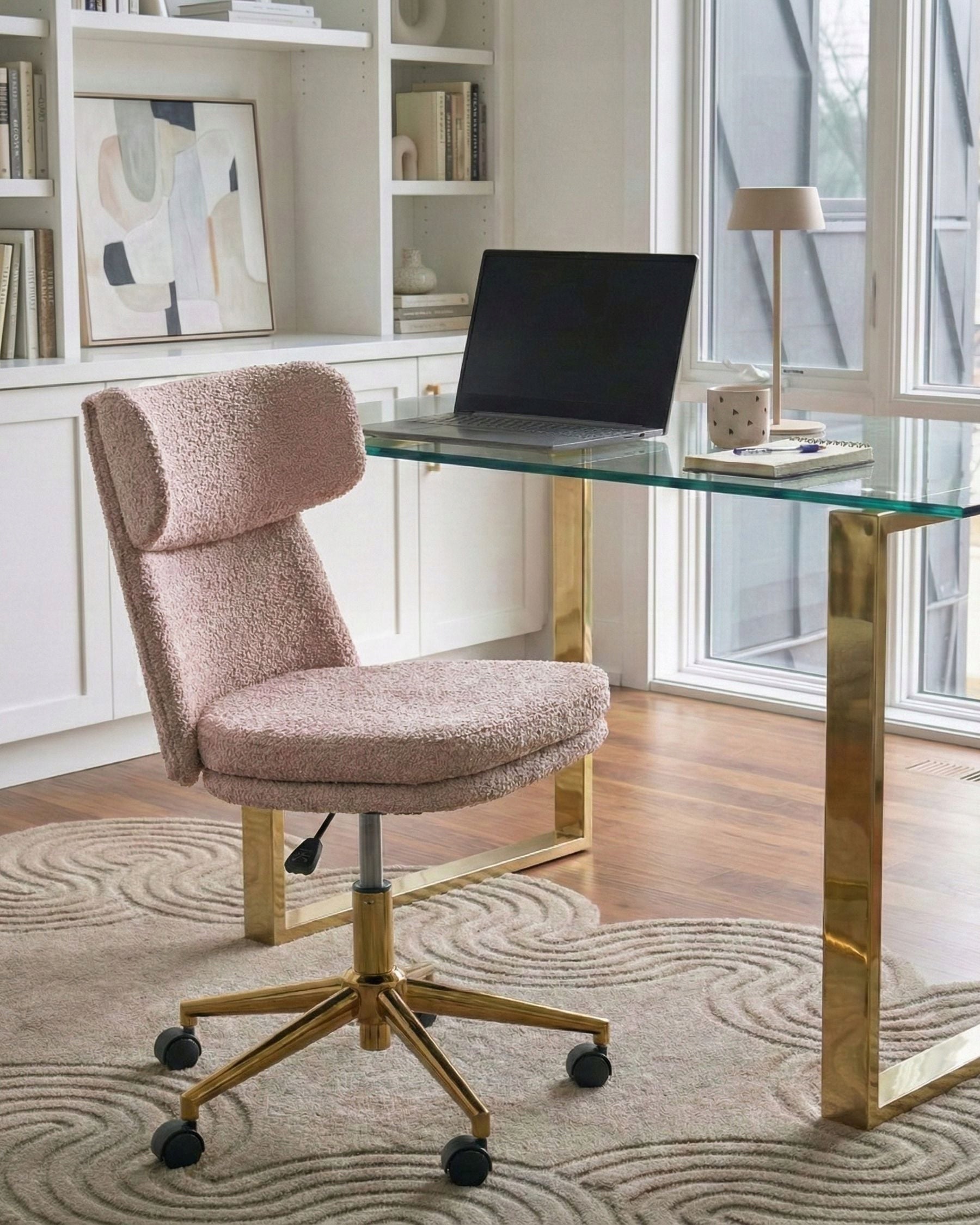Office chair without armrests height adjustment boucle pastel pink Packaging status original