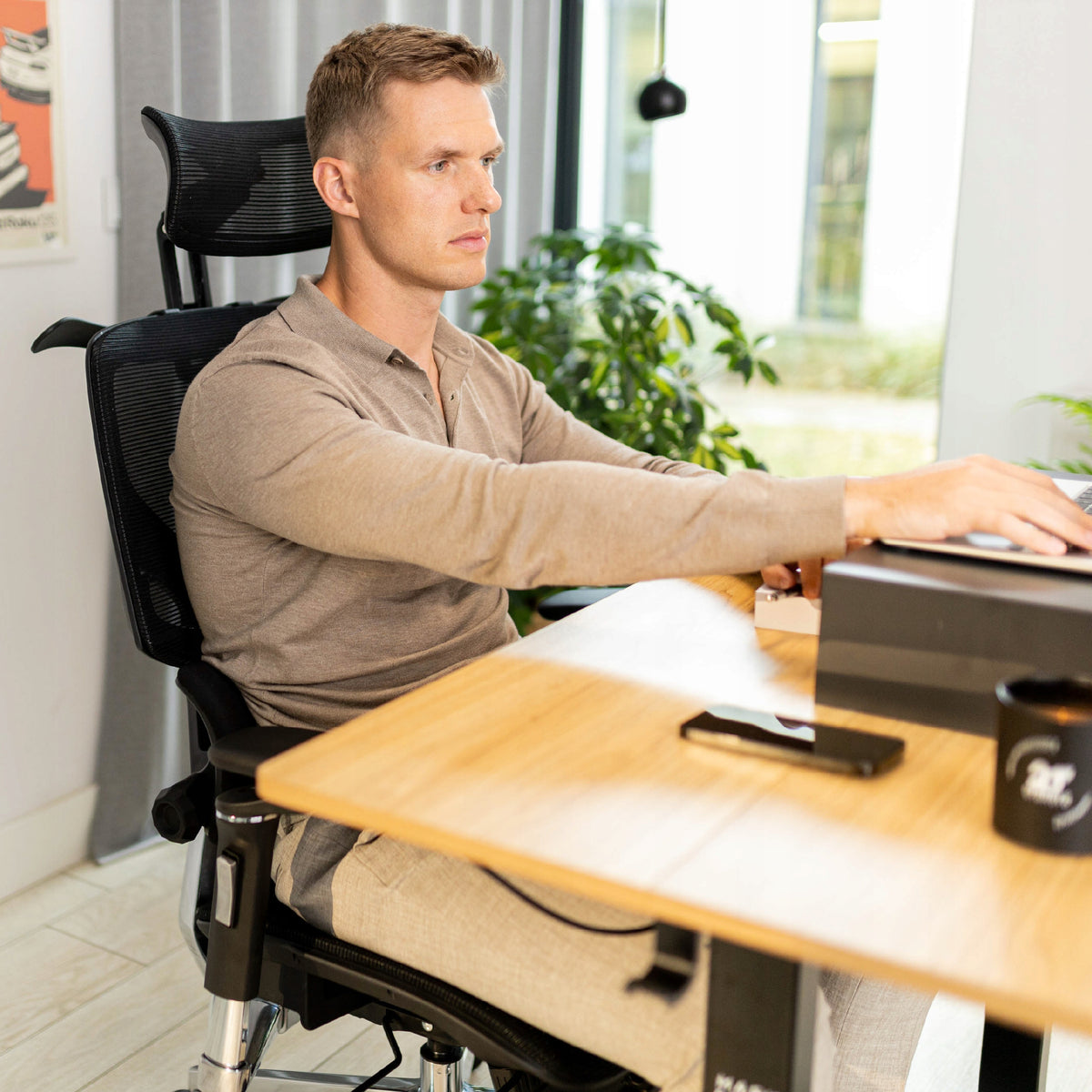 Office swivel chair MARK ADLER black ergonomic with footrest hanger Brand Markadler