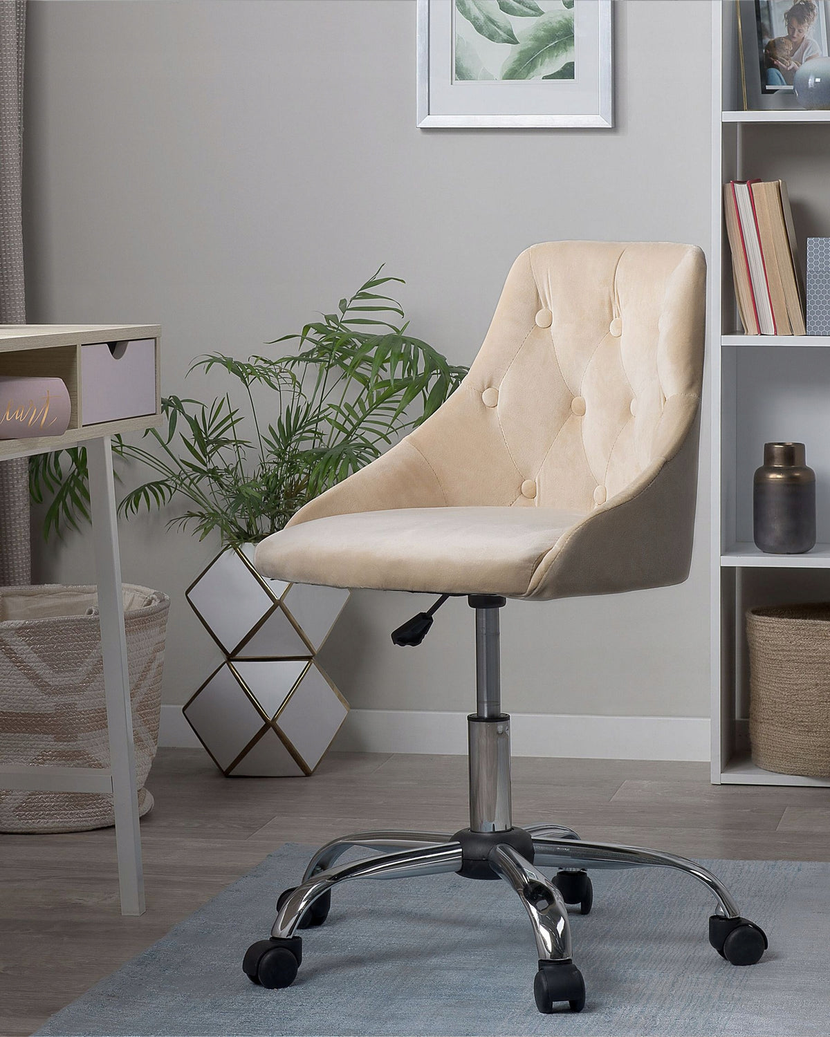 Office swivel chair velour beige Packaging status original