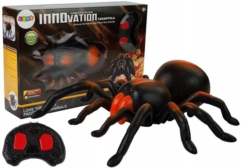 Spinne mit ferngesteuerter Vogelspinne 