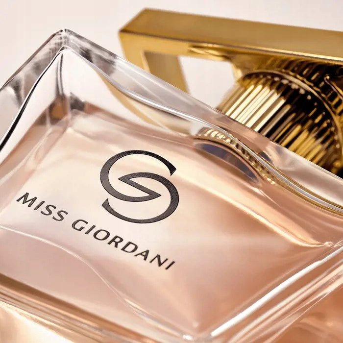 Oriflame Giordani Gold Miss Giordani Eau de Parfum 50 ml Manufacturer code 47513