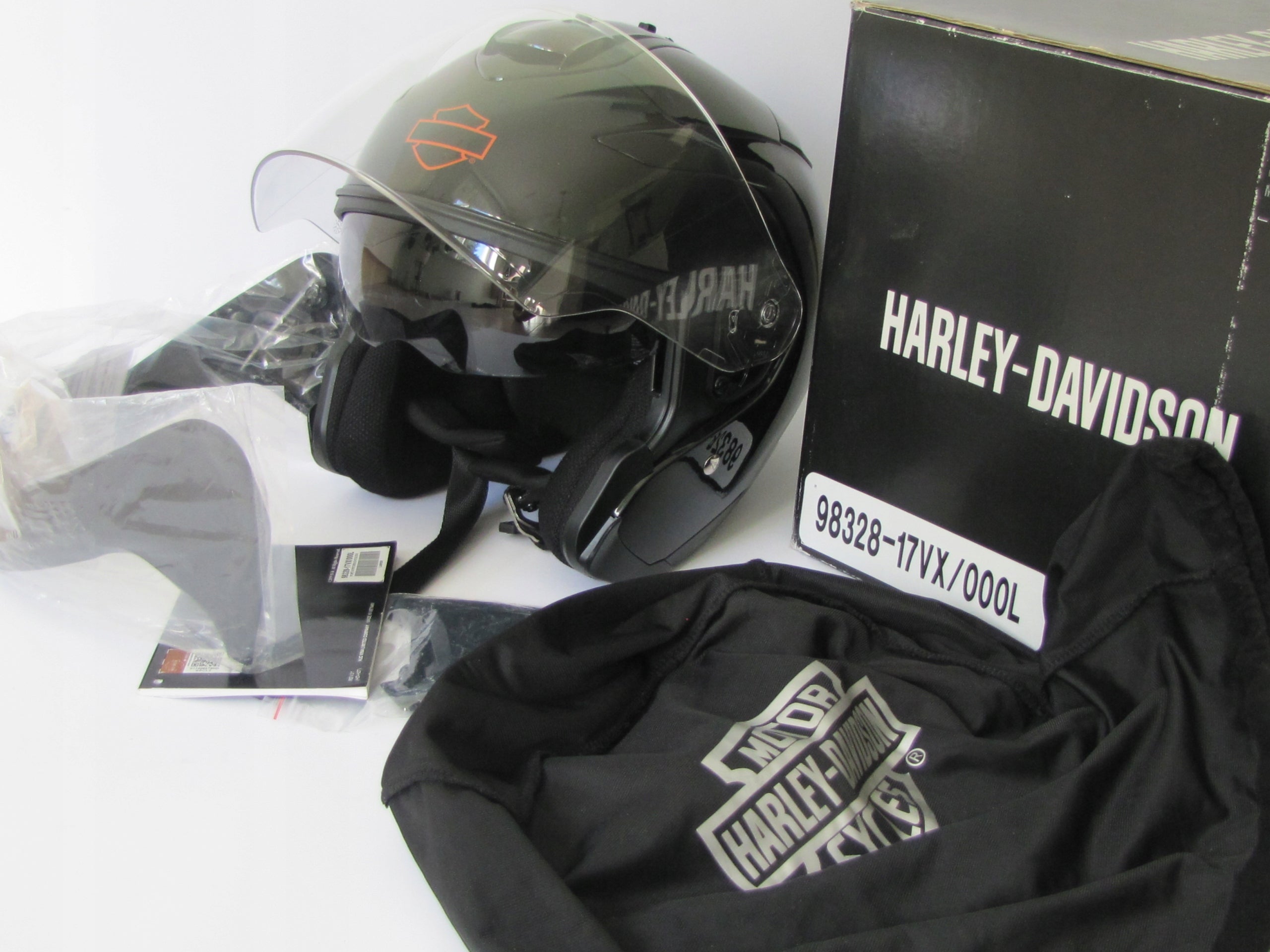 Original H27 Helmet 3/4 Harley black glass visor MAYWOOD 98328-17VX Roz L Manufacturer's catalog number 98328-17VX