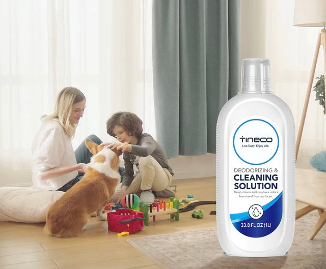 Original Liquid Tineco Deodorizing & Cleaning Solution 1L, has a measuring cup Trade name Płyn Tineco 1L