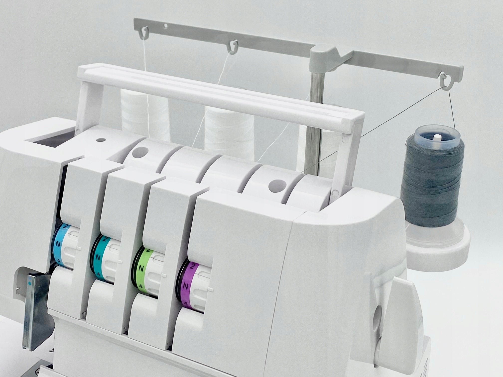 Overlock overlock home sewing machine Minerva SmartLock 350 4-thread Dominant color white