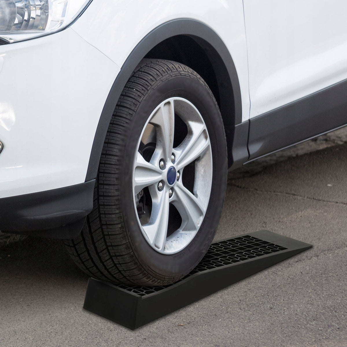 Overrun ramps 2 pieces 70x20x8 cm to 3000 kg black Manufacturer code T3323P312509