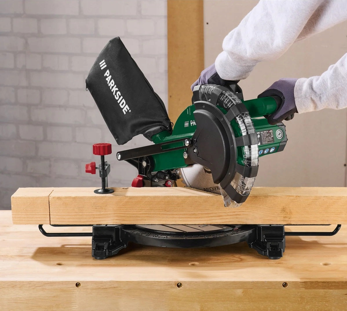 PARKSIDE PKS 1500 C4 BEVEL SAW FOR WOOD LASER + SHIELD Packaging status original