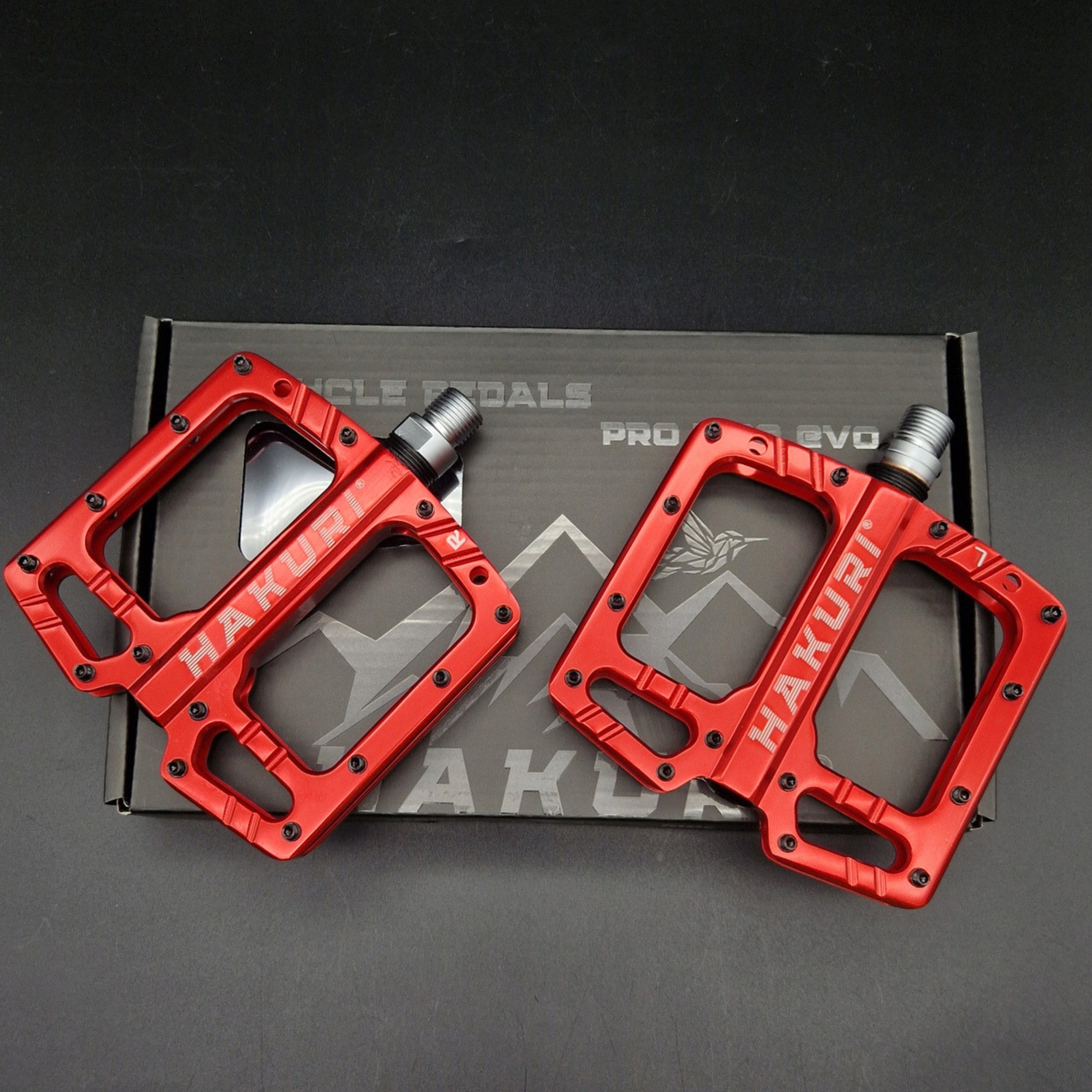PEDALS RED PLATFORM ALUMINUM LIGHTWEIGHT 3 MTB PINS Machine Bearings Brand Hakuri