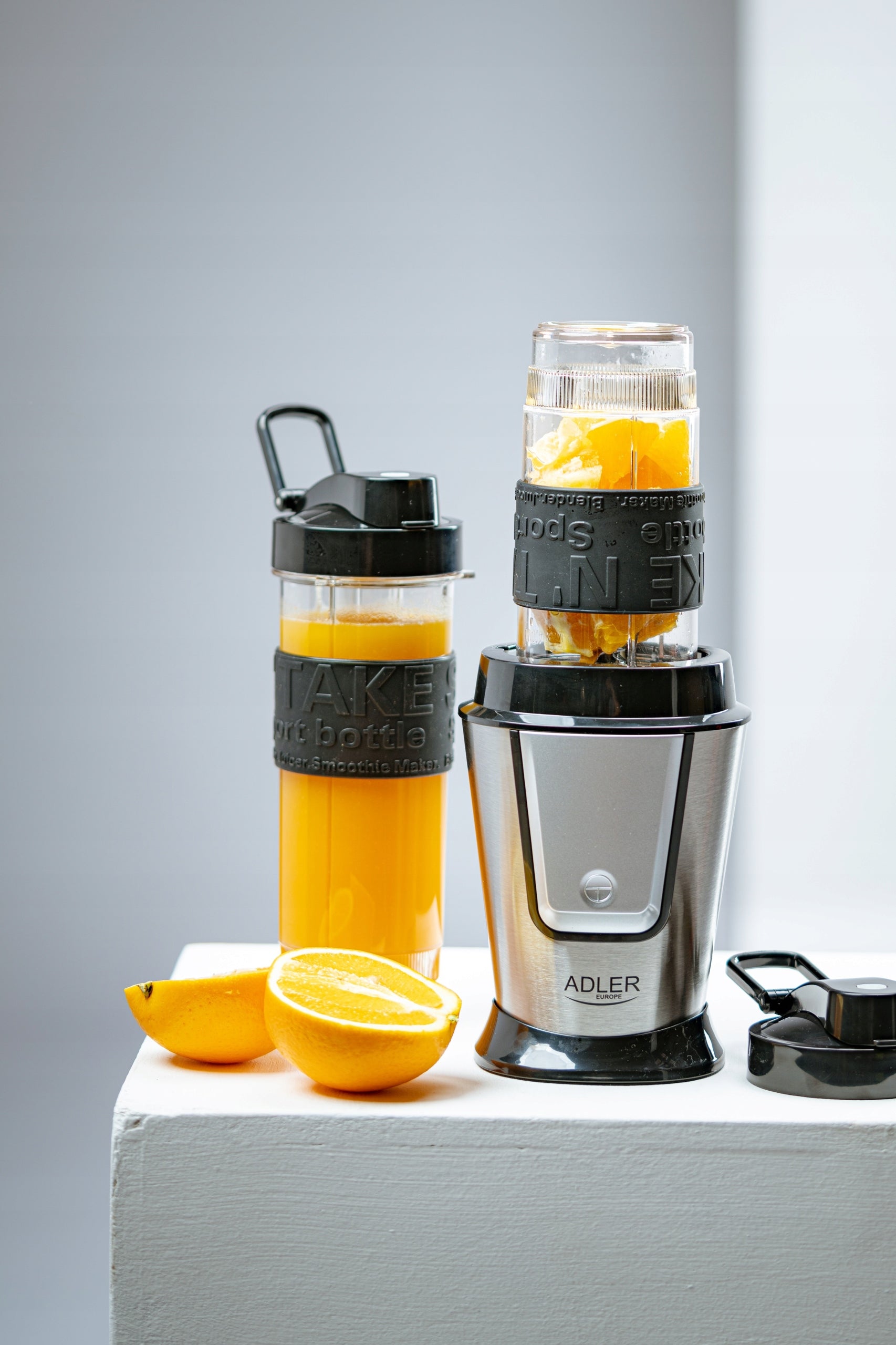 PERSONAL CUP BLENDER FOR SMOOTHIE COCKTAILS 2 WATER BOTTLES COOLING CARTRIDGE Packaging status original