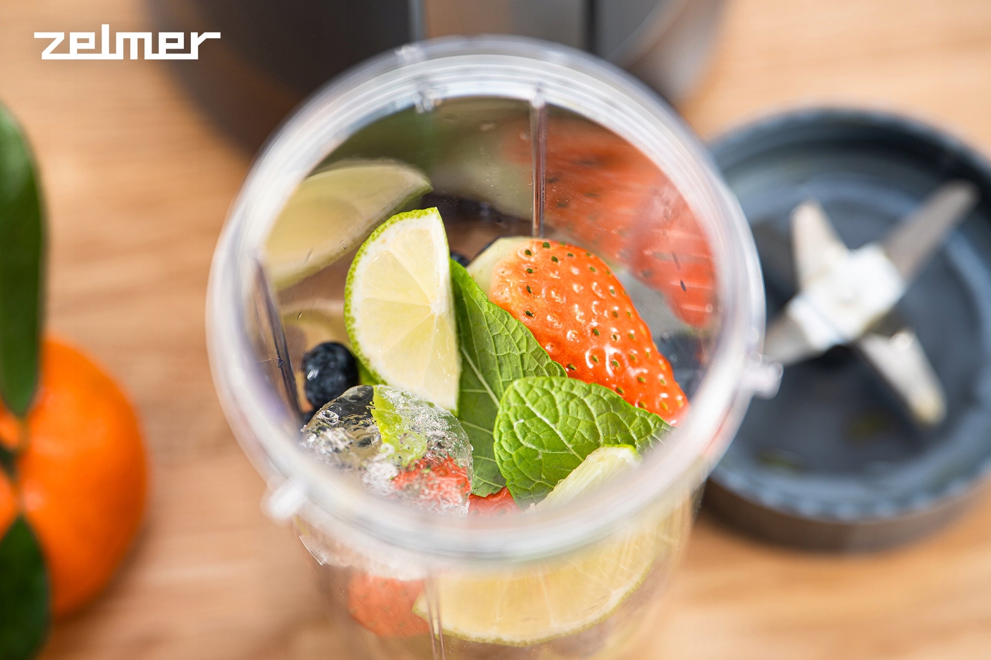 PERSONAL CUP BLENDER ZELMER FOR COCKTAILS CRUSHES ICE 2 BOTTLES 1200W Manufacturer code ZSB3200