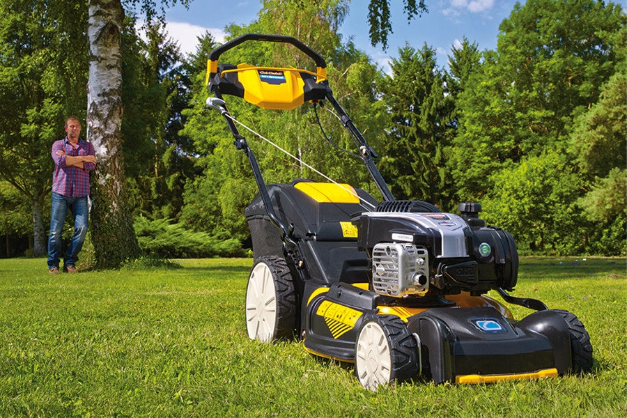 PETROL MOWER WITH DRIVE CUB CADET LM2 DR46S 46CM Mowing width 46 cm